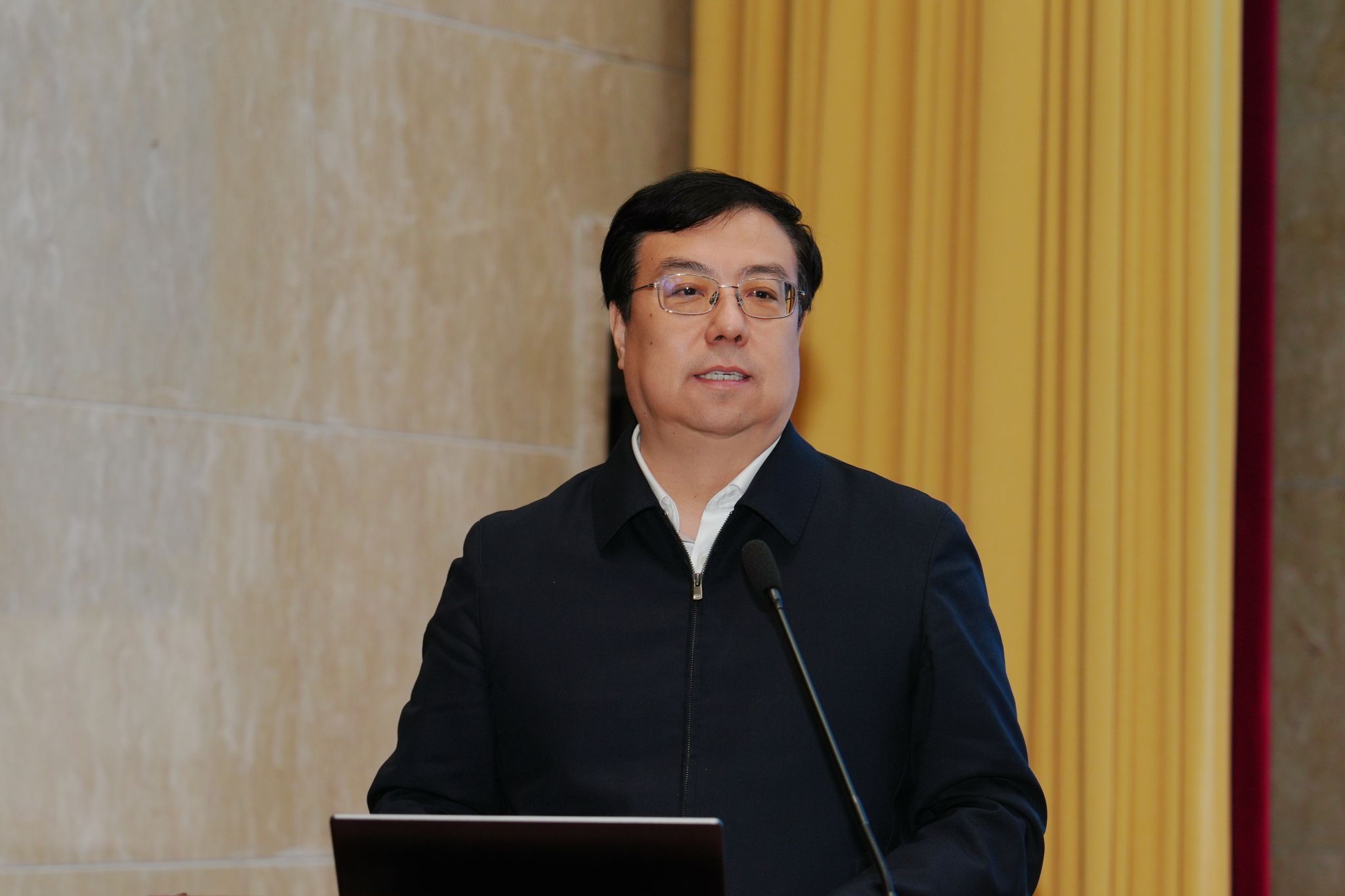 文件名称:王.JPG原图大小:4.42MB